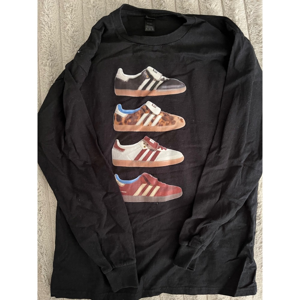Gildan Youth XL Black Long Sleeve Sneaker Graphic Tee Shirt Streetwear Shoes